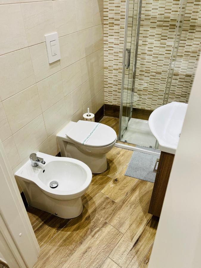 Appartement La Vacanzella Al Gesu' Nuovo à Naples Extérieur photo